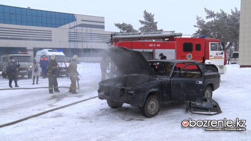 Павлодарским спасателям пришлось разрезать машину, чтобы вытащить пострадавшего мужчину
