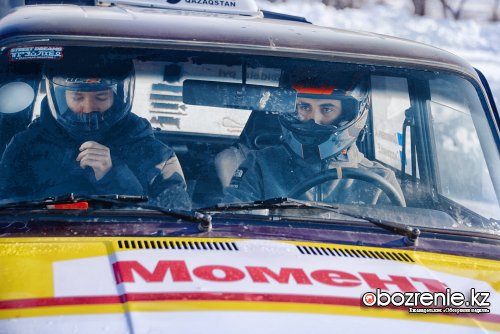 Форсаж на льду: соревнования по ралли-спринту прошли в Павлодаре